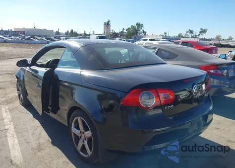2007 Volkswagen Eos 2.0T z USA, uszkodzony, nr VIN WVWDA71F47V027158